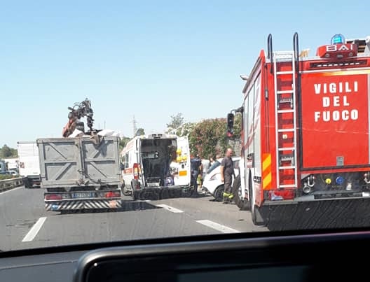 Incidente sulla tangenziale di Catania, tamponamento in direzione Misterbianco: traffico bloccato