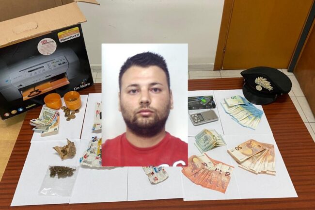 Perquisizione in una sala giochi del Catanese: droga e soldi nascosti nel seminterrato