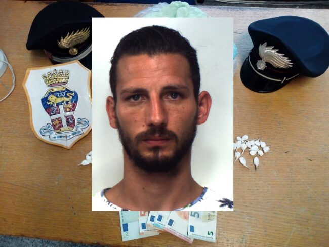 Catanese in auto con la figlioletta di 9 anni e la cocaina, in casa altre dosi: arrestato