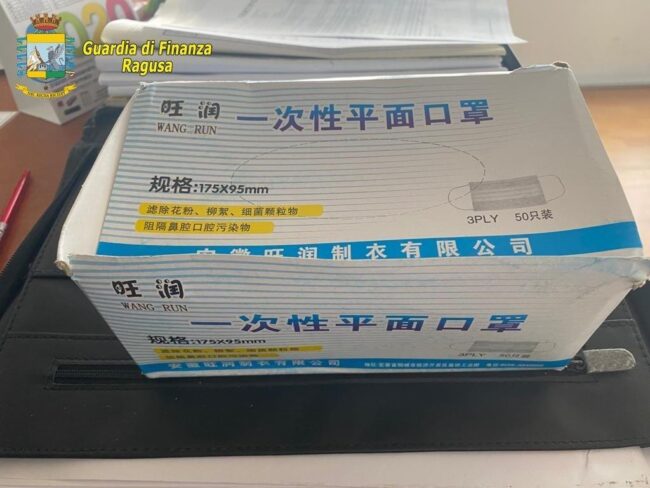 Importate dalla Cina e non sicure, sequestrate oltre 250mila mascherine – DETTAGLI e FOTO