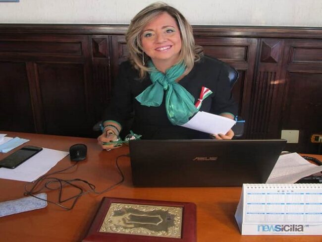 L’Istituto “De Felice-Olivetti” fiore all’occhiello di Catania. Dirigente De Francesco: “Raggiunti risultati importanti”