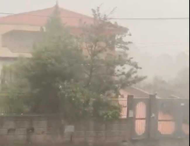 Tempesta si abbatte su Catania e provincia: bomba d’acqua e disagi – FOTO e VIDEO
