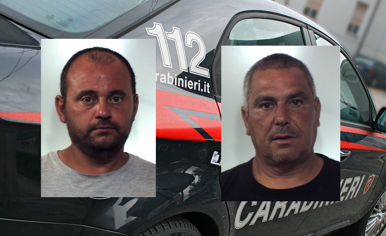 Biancavilla, rubano un cancello: per seminare i carabinieri lo lanciano sull’asfalto. Arrestati due adraniti