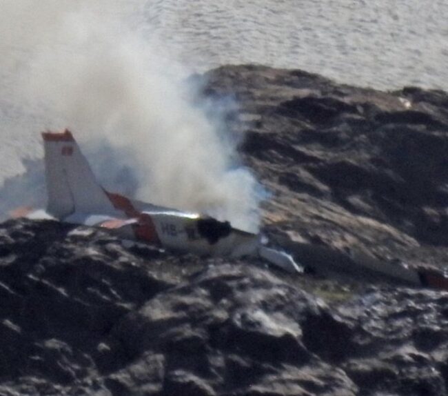 Tragedia sulle Alpi, precipita un aereo a 3mila metri di quota: quattro deceduti