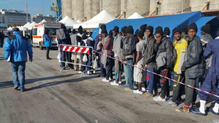 Emergenza migranti, nuova ordinanza Musumeci: “La Sicilia non può essere invasa e l’Europa fa finta di niente”