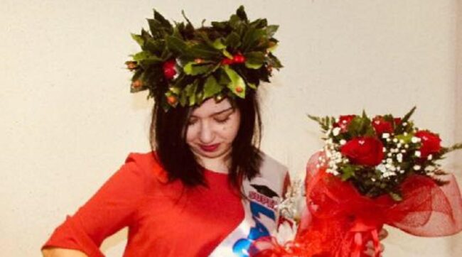 Il male incurabile e la morte improvvisa, si è spenta l’assessore 25enne Antonella Chiarello: “Ci resta il tuo sorriso”