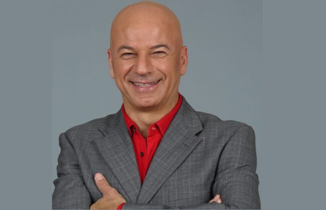 Intimidazione al cabarettista Giovanni Cacioppo e al cognato: fuoristrada completamente distrutto