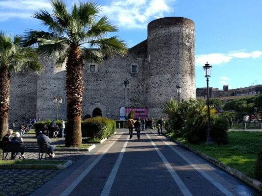 Alla scoperta dei tesori siciliani: l’ultima tappa dell’estate tra le bellezze di Catania