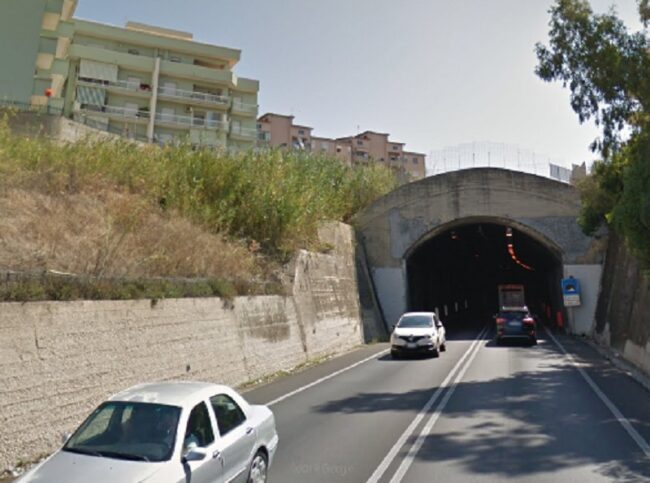 Sopralluogo all’interno della galleria Belvedere: chiuso un tratto della SS 115
