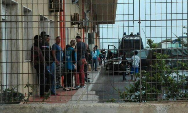Gestione migranti in Sicilia, il Tar boccia l’ordinanza di Musumeci. La reazione del governatore: “Era già tutto scritto”