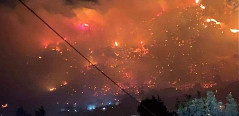 Le fiamme e la paura, devastante incendio nella notte: case evacuate e terrore tra i residenti – RICOSTRUZIONE