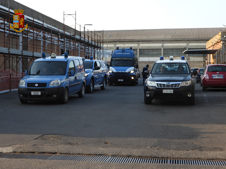 Polizia passa al setaccio Librino: sequestrato autolavaggio abusivo, un arresto per spaccio