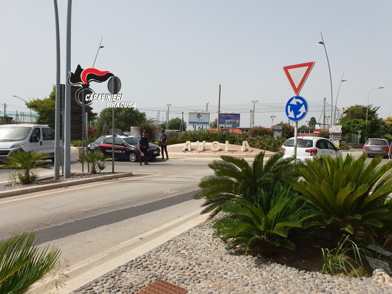 Senza casco, assicurazione e patente: controlli straordinari da parte dei carabinieri