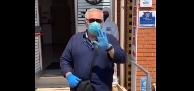 Portopalo, dopo il sospetto caso positivo del dipendente comunale parla il Sindaco: “Spiagge chiuse a Ferragosto”