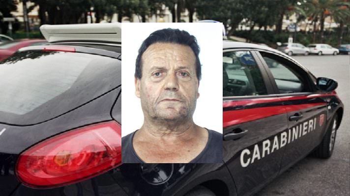 Presunto caso di abusivismo edilizio nel Catanese, all’arrivo dei carabinieri li aggredisce: arrestato