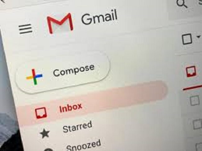 Gmail down, problemi nell’invio e nella ricezione della posta con allegati: scompiglio nel web