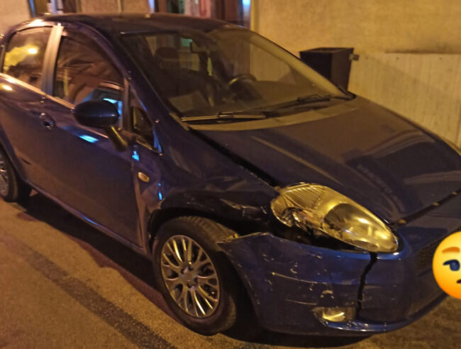 Incidente nella notte a Pachino, scontro tra due auto: giovane pachinese in gravidanza finisce in ospedale