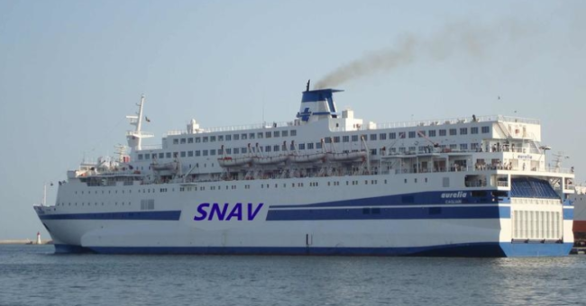 Vento e mare mosso, rinviato imbarco per migranti al porto di Lampedusa