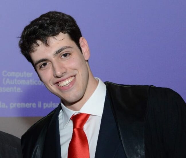 L’incidente sulla Palermo-Sciacca, la vittima è il 27enne Raffaele Stassi. “Mi mancherai, ciao dottore…”