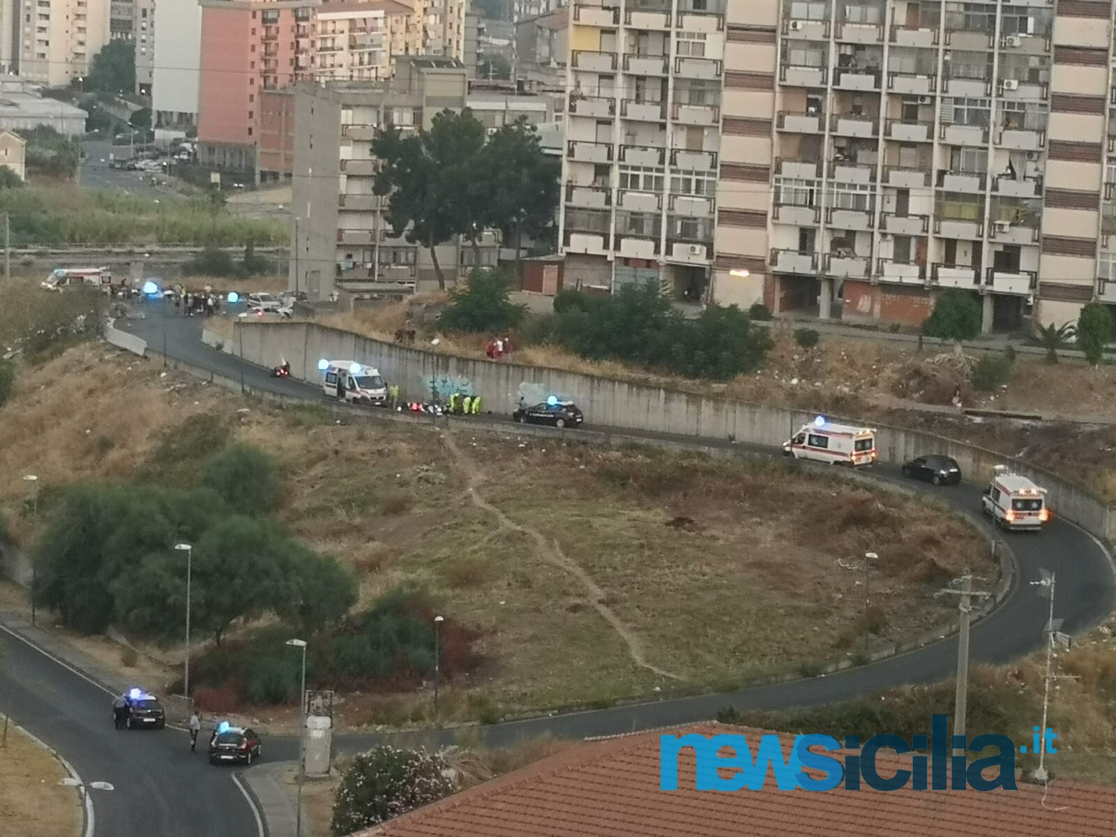 Catania come un far west, dagli spari alle urla in strada: un morto e tre feriti nel rione San Giorgio