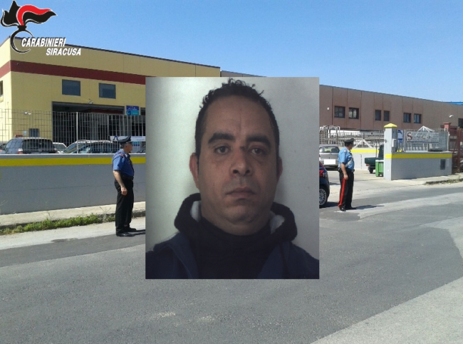 A spasso per la città nonostante gli arresti domiciliari, 36enne fermato dai carabinieri