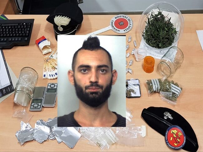 Tiene 70 grammi di marijuana e 2mila euro in contanti in casa: in manette 22enne di Aci Castello