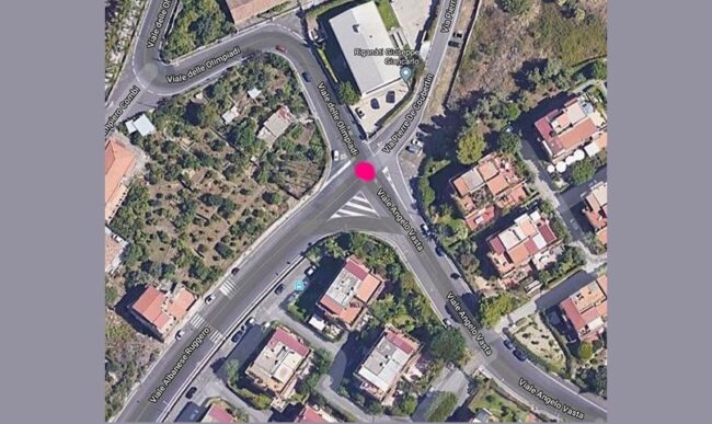 Catania, incrocio pericoloso e privo di indicazioni: sabato scorso si è sfiorata la tragedia – FOTO