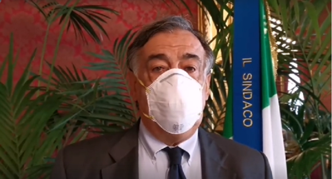 Aggressione a coppia omosessuale a Palermo, Leoluca Orlando annuncia: “Comune parte civile”