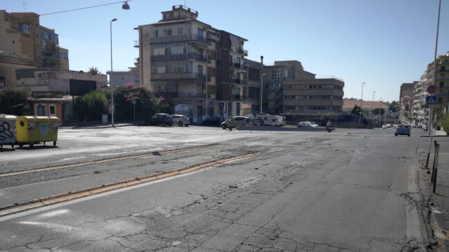 Catania e il problema di via Milo, Paolo Ferrara chiaro: “Una strada da recuperare” – FOTO