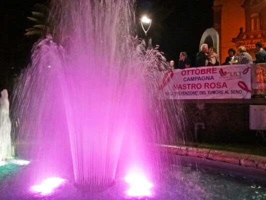 “LILT for Women 2020”, monumenti in rosa nel Catanese per ricordare l’importante della prevenzione nella lotta contro il cancro al seno