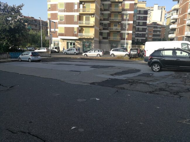 Catania, proseguono i lavori di riqualificazione del plesso di Vulcania. Ferrara: “Grande risultato”