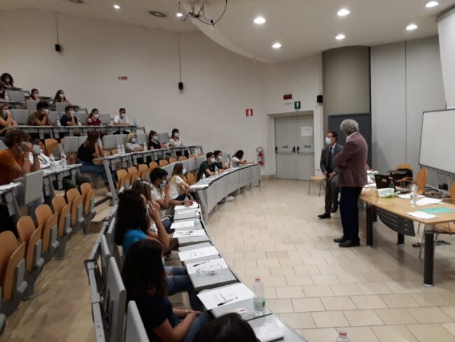 Oltre 2mila candidati ai test Professioni sanitarie. Rettore Priolo: “Unict vi aspetta per progettare insieme il vostro futuro”