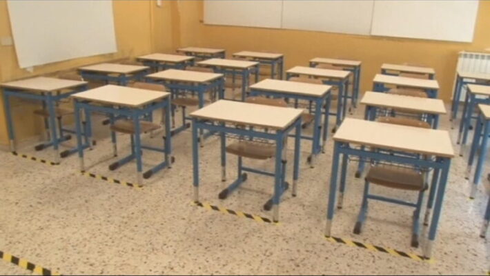 Coronavirus Sicilia, in una scuola positivi 3 alunni e un docente: 149 persone in quarantena