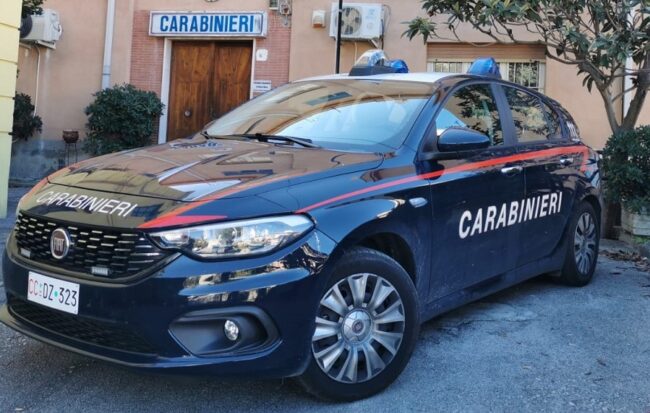 Rapporti sessuali con un minore, scappa da Roma per nascondersi in Sicilia: arrestato 59enne
