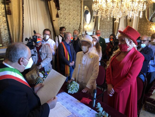 Massimo Milani e Gino Campanella oggi sposi, gli auguri di Arcigay nel giorno del 40esimo anniversario della tragedia omofoba di Giarre