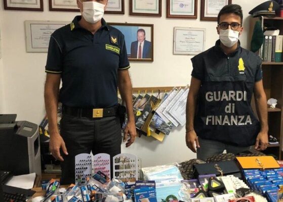 Cartolibrerie vendevano prodotti  per la scuola non conformi e pericolosi: sanzioni sino a 25mila euro