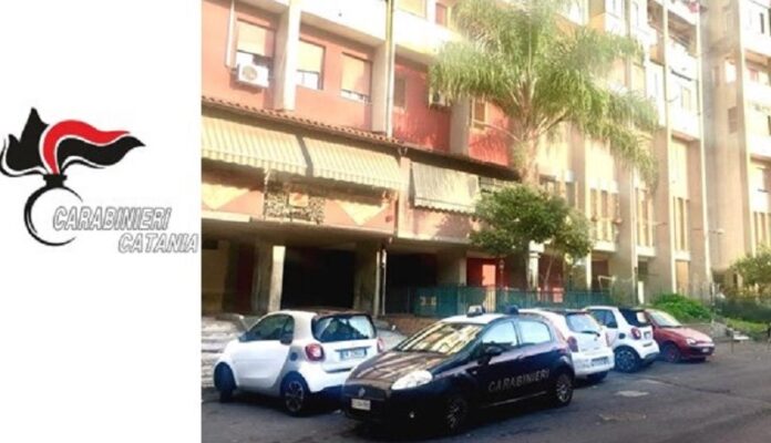 Operazione antidroga in via Capo Passero: arrestata 34enne, cocaina e marijuana nei garage – FOTO