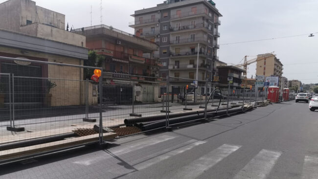 Tra Giro D’Italia e cantiere, è caos al Viale Mario Rapisardi. Parisi: “Serve un piano del traffico alternativo”