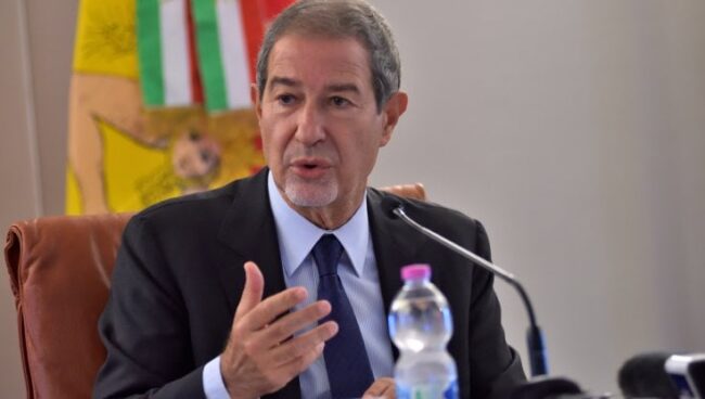 Coronavirus Sicilia, Natale 2020: è boom di rientri. Musumeci: “Dobbiamo essere pronti al peggio”