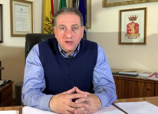 Primo decesso di positivo al Covid nella zona rossa del Catanese, sindaco Sgroi: “Randazzo sta vivendo una situazione difficile”