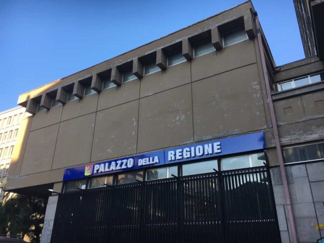 Pfizer, il tavolo regionale non soddisfa i sindacati: “Non hanno bloccato le procedure di licenziamento”