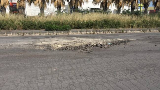 Catania, condizioni critiche del mano stradale alla zona industriale: al via i lavori di ammodernamento di via Filippo Anfuso