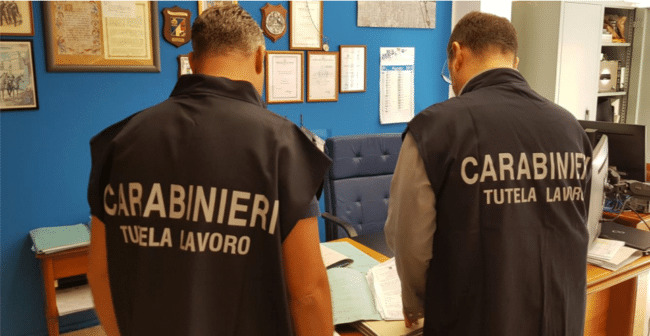 Attività di food delivery con lavoratori in nero e scarsa igiene in cucina: maxi multa in Sicilia per oltre 22mila euro