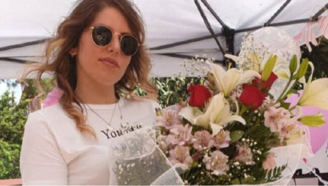 Francesca, il cancro al cervello e la lotta. “Servono più di 80mila euro per salvarla”: il fidanzato organizza raccolta fondi