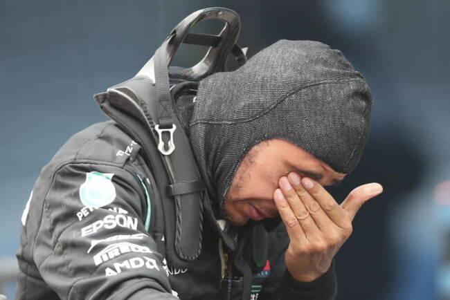 Formula 1, Lewis Hamilton è Campione del Mondo: eguagliato il primato di Michael Schumacher
