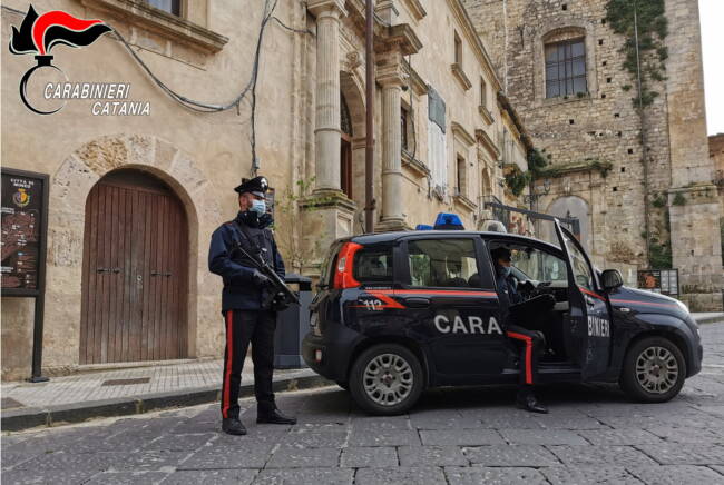 Meglio una sanzione per covid, che le manette per droga: denunciato un palagonese di 29 anni