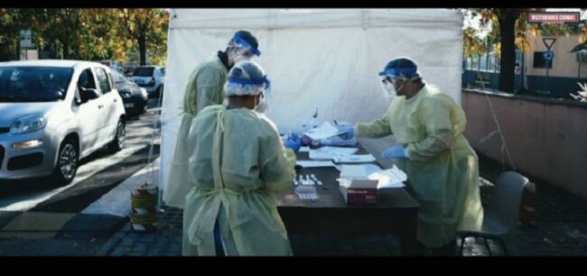 Coronavirus Catania, tamponi drive-in a Misterbianco: 77 contagiati, caos sanificazioni negli uffici comunali