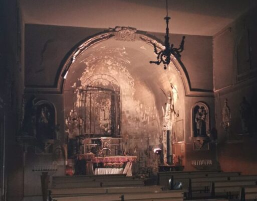 Catania, fiamme all’interno della chiesa Santa Maria del Rosario: vigili del fuoco sul posto
