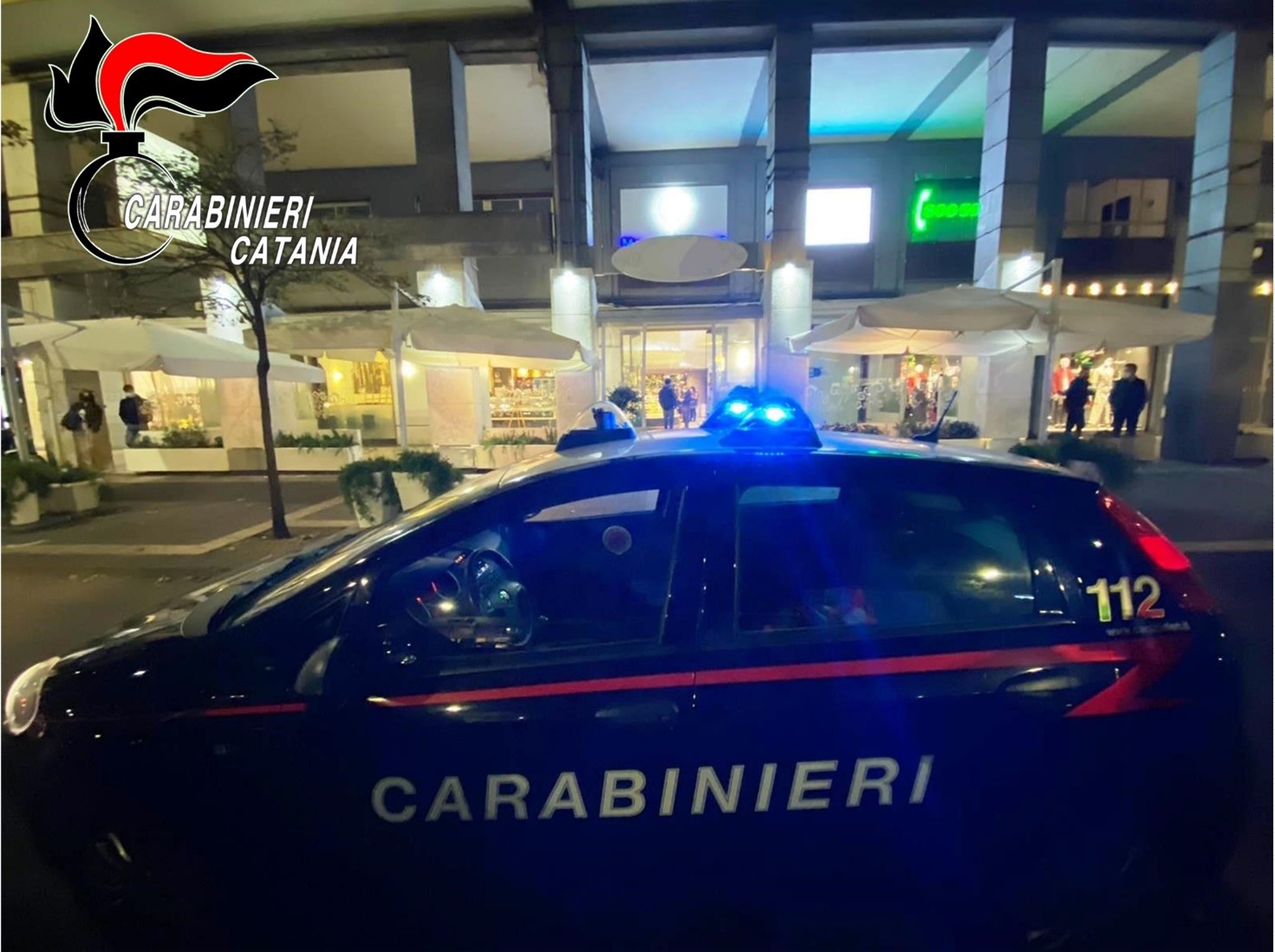 Catania, dalla discussione alla lite. Scoppia rissa in corso Italia: tensione vicino al bar Europa, 4 arresti