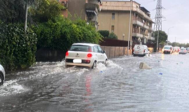 Catania, giornate di pioggia torrenziale e continui allagamenti nel quartiere di San Giovanni Galermo